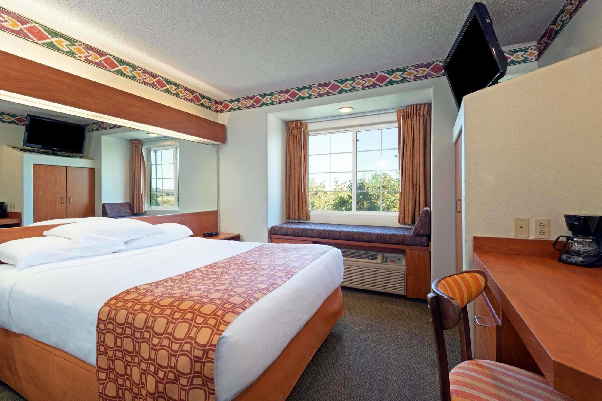 Microtel Inn And Suites Pueblo Eksteriør billede